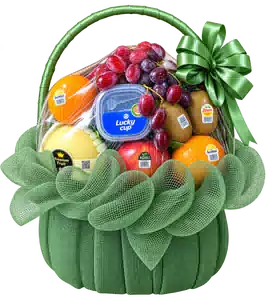 Giỏ Nho Đỏ Táo Và Cam Màu Xanh Rêu