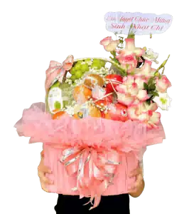Hộp Giỏ Vuông Màu Hồng Phủ Voan Hồng