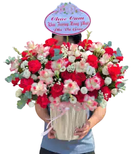 Hộp Hoa Hồng Đỏ phối Lan Cymbidium Hồng