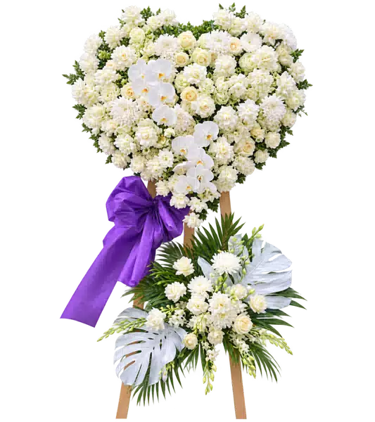 Kệ Hoa Viếng Hình Trái Tim Trắng Xanh